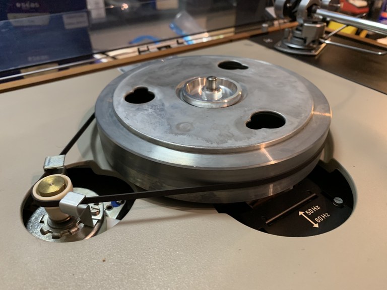 Thorens TD 125 belt drive