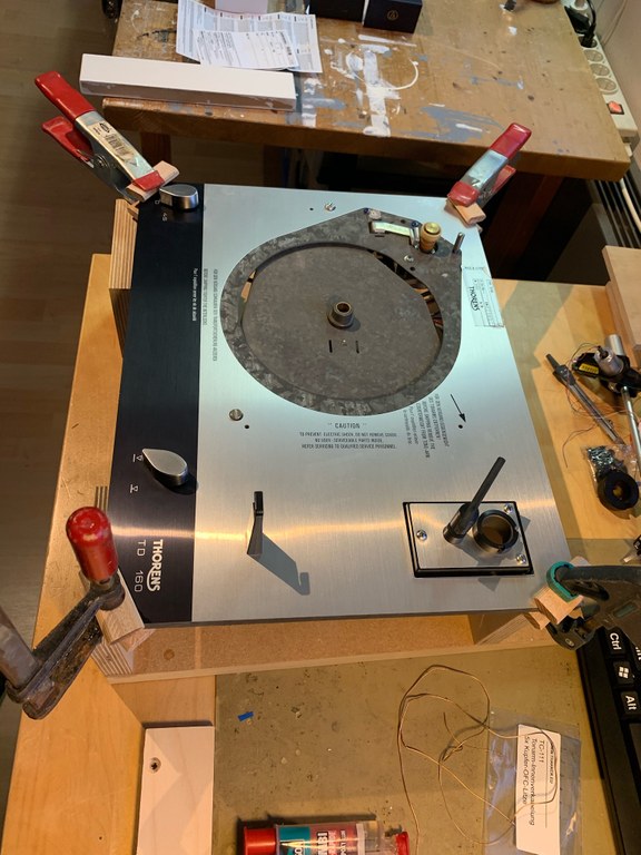 Glueing the top plate of the Thorens TD160